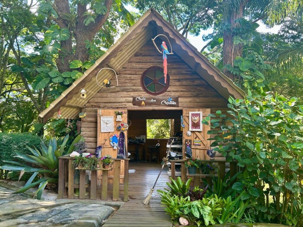 Fachada Chalé dos Cristais